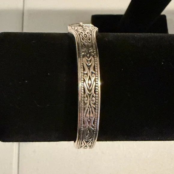 C+C Sterling Silver 925 Ornate Scroll Cross Cuff Bracelet Vintage Style 1.58oz - Picture 3 of 6